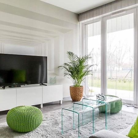 Green Apartman Balatonlelle Exteriör bild